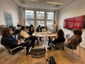 Bezoek van het Japanse delegatie over TBC-zorg in Nederland 